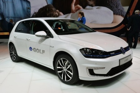 Mẫu xe e-Golf chạy hoàn toàn bằng điện của Volkswagen