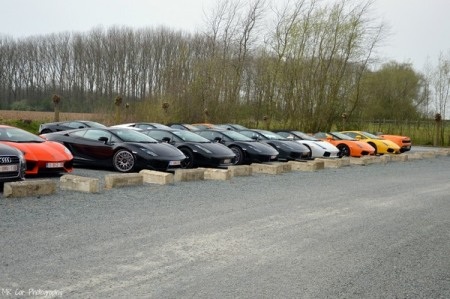 Download trọn bộ hình nền độ phân giải cao