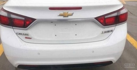 Lộ diện Chevrolet Cruze 2016