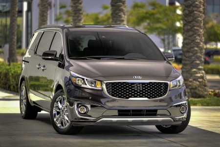 Kia Sedona/Carnival 2015 rộng rãi hơn