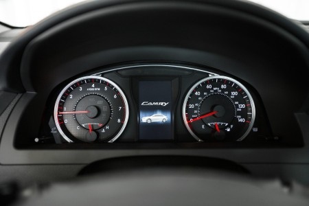 Xe Camry phiên bản mới 2015 sẽ có mặt trên thị trường vào
mùa thu năm nay.