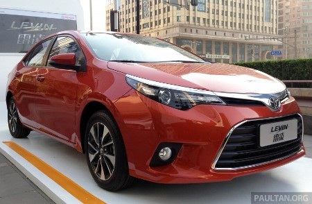 Toyota ra mắt hai phiên bản Corolla khác nhau - 1 Toyota ra mắt hai phiên bản Corolla khác nhau