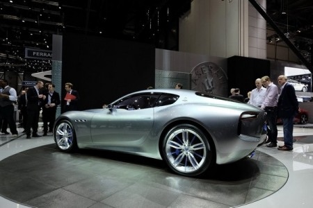 Maserati Alfieri có thể cạnh tranh Corvette Stingray