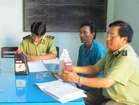 Dầu nhớt giả của hãng
Yamaha bị bắt giữ.