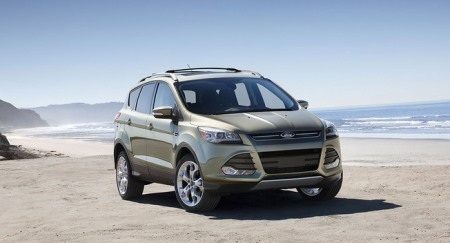 Ford triệu hồi xe Escape do lỗi túi khí