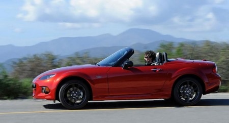 MX-5 Miata phiên bản đặc biệt cháy hàng