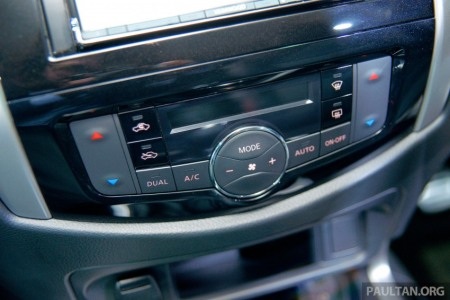 Nissan Navara thế hệ mới chính thức raĠmắt