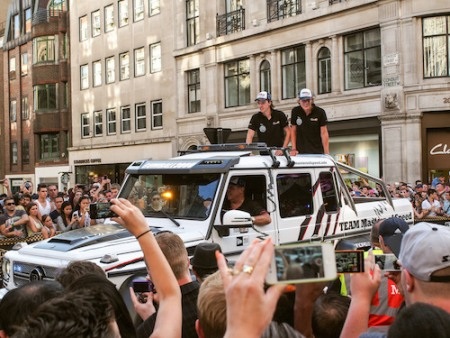 Gumball 3000 ȭ Lễ hội xe phô trương nhất thế giới
