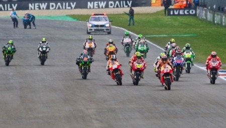 Marquez giữ vững mạch chiến thắng