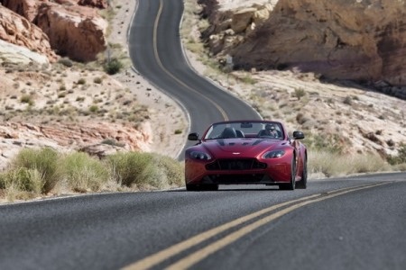 Vantage S V12 Roadster - Xe Astůn Martin mui trần nhanh nhất