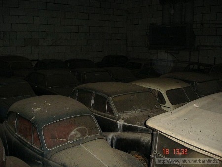 Video về kho xe
cổ này: