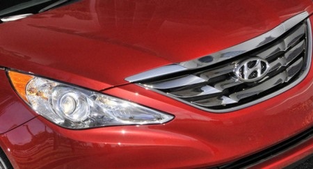 Hyundai triệu hồi xe Santa Fe, Sonata và Veracruz