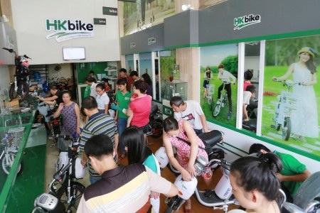Bộ đôi xe đạp điện HKbike chạy pin “gây bão” thị trường