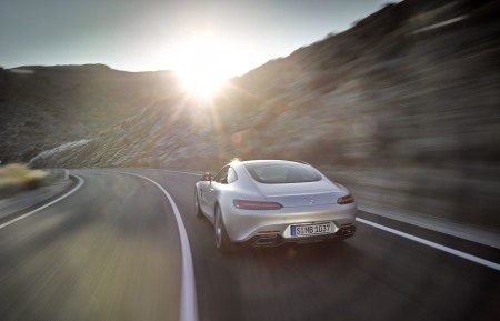 Video giớiȠthiệu xe
Mercedes AMG GT S: