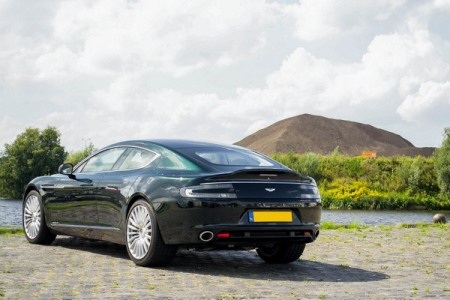 Download trọn bộ
hình nền độ phân giải cao chiếc Aston Martin Rapide S màu xanh lạ mắt