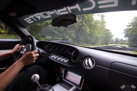 Video ghi lại cảnh
xe Ford GT độ 1113 mã lực tăng tốc từ 0 lên 300 km/h: