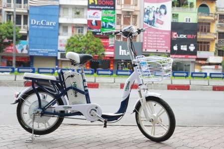 Đi học bằng xe điện cả năm hết 105.000 đồng