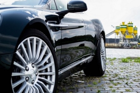 Download trọn bộ
hình nền độ phân giảũ cao chiếc Aston Martin Rapide S màu xanh lạ mắt