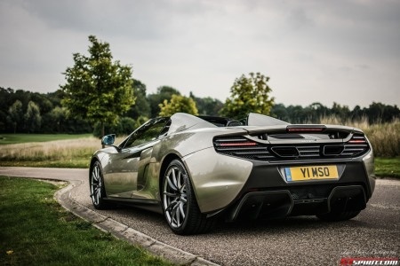 Nhiếp ảnh gia
Arnaud Taquet của tờ