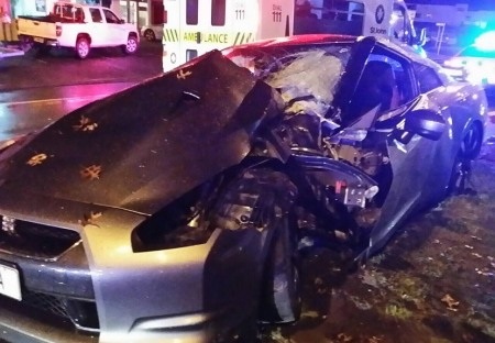 Canada: Siêu xe hybrid Porschɥ 918 Spyder
bị lửa thiêu rụi