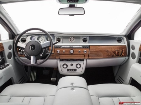 Rolls-Royce chỉ sản xuất đúng 20 chiếc
Phantom Metropolitan