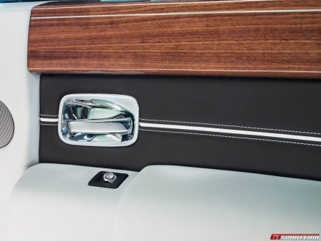 Rolls-Royce chỉ sản xuất đúng 20 cɨiếc
Phantom Metropolitan