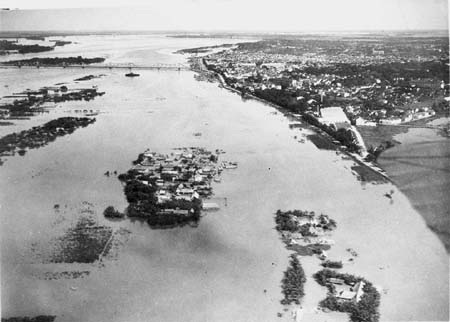 Sông Hồng mùa nước lên, năm1929