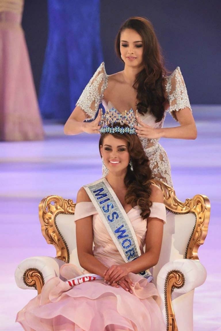 Ngắm những bức hình biểu tượng của lịch sử Hoa hậu Thế giới - 5 Ngắm những bức hình biểu tượng của lịch sử Hoa hậu Thế giới