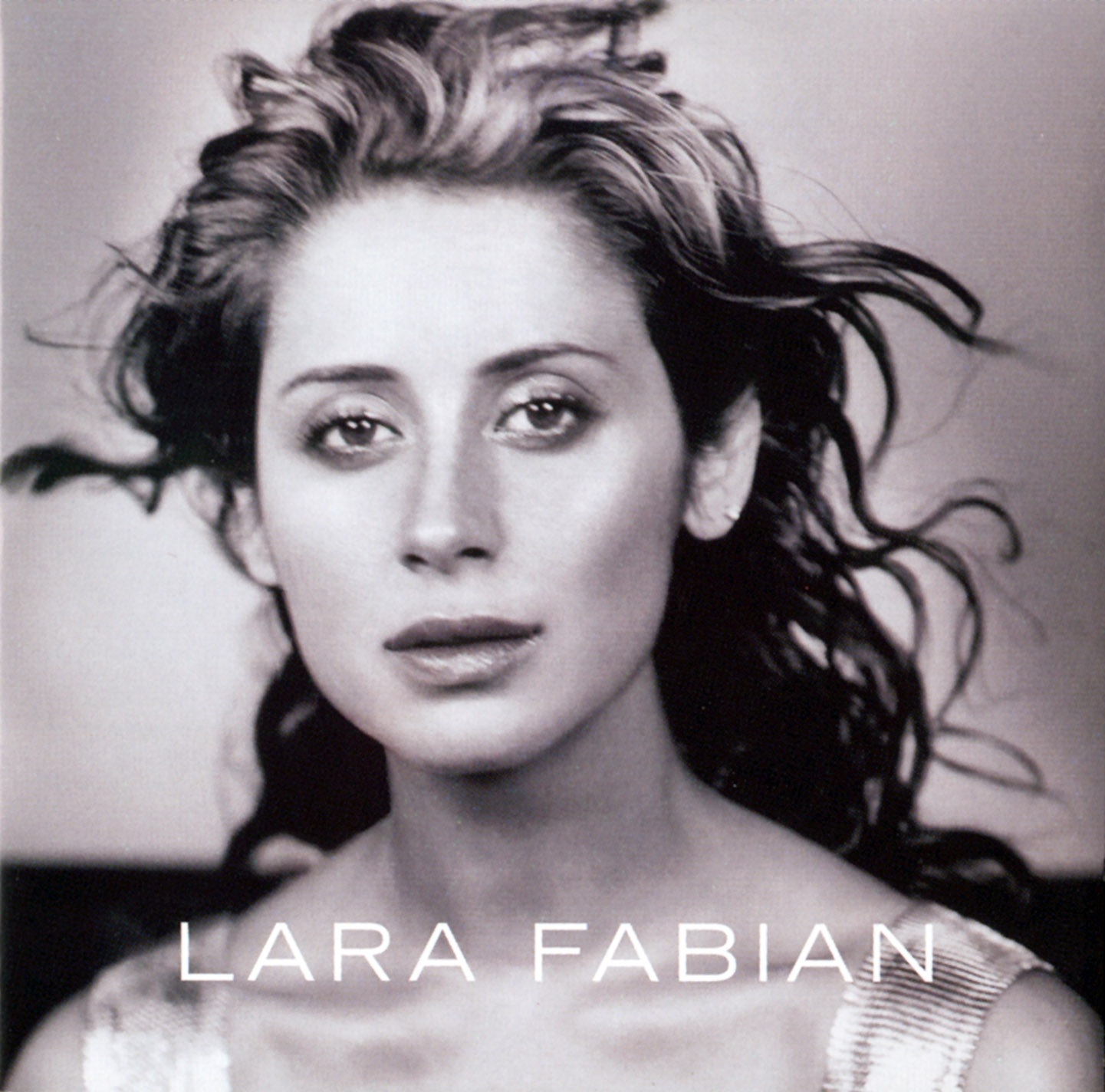 Những mối tình của Lara Fabian- người đã “hát như khóc” - 1 MC Bước nhảy hoàn vũ đã “thêm chuyện” cho tiết mục của Diệp Lâm Anh?
