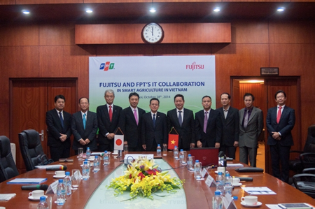Tập đoàn Fujitsu và FPT ký hợp tác ứng dụng CNTT vào nông nghiệp Việt Nam.
