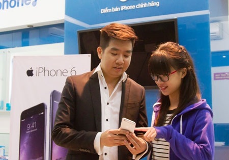 VinaPhone bất ngờ công bố giá bán iPhone 6 từ 16,1 triệu đồng