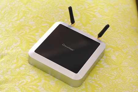 Thiết bị kết nối trung tâm SH - BZ nhìn giống với modem “hai
râu”