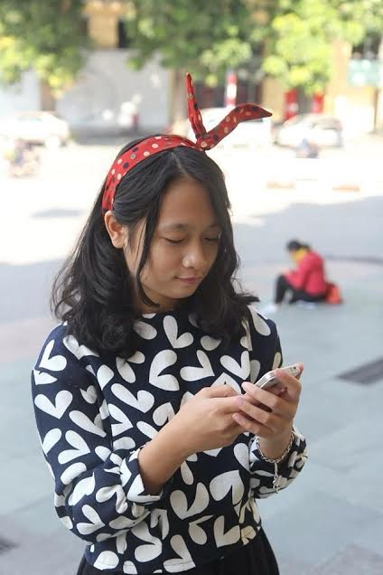 “Phần tất yếu cuộc sống” của những thủ khoa mê thế giới mạng - 2 Kết nối 3G có ở khắp mọi nơi, tốc độ nhanh, ổn định là điều
khiến Thu Thuỷ thích mạng Viettel.