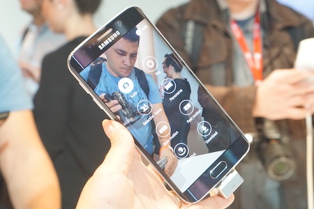 Giao diện camera nhiều lựa chọn 