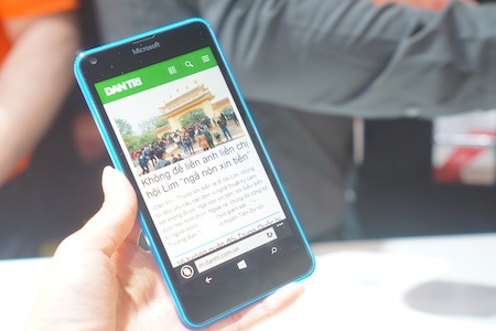 Lumia 640 sở hữu màn hình rộng 5-inch