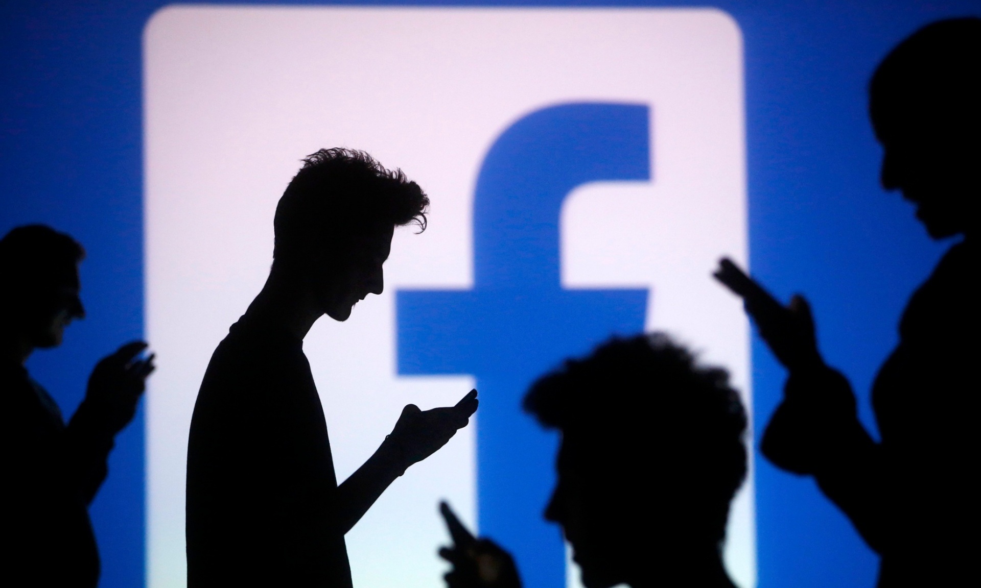 Facebook bị “sờ gáy” vì theo dõi người dùng - 1 Theo một bài báo trên trang