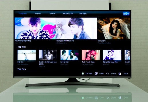 Nội dung trên J5500 phong phú, phù hợp cho người dùng Việt
Nam.