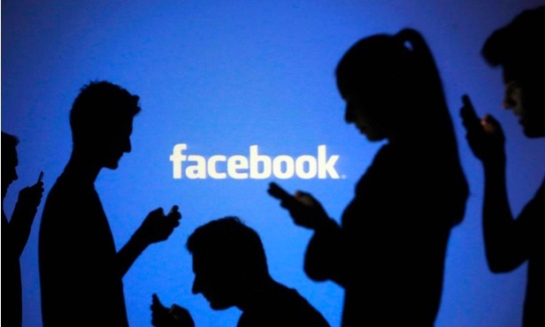 Điện thoại “cục gạch” có lướt Facebook được không?