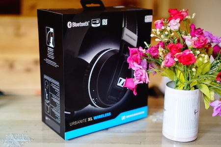 Mở hộp tai nghe không dây Sennheiser Urbanite XL Wireless