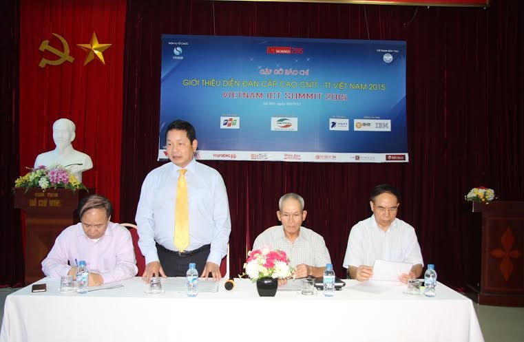 Diễn đàn Cấp cao CNTT -TT Việt Nam khai mạc ngày 25/6/2015 - 1 Vietnam ICT Summit 2015 sẽ được tổ chức với chủ đề