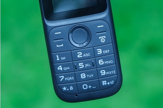 Philips đưa ra thị trường điện thoại phổ thông giá 320 nghìn đồng