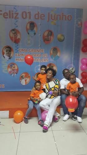 Phía sau kỳ tích của công ty viễn thông Việt tại châu Phi - 2 Gia đình nhân viên Movitel hạnh phúc trong Ngày Quốc tế thiếu nhi