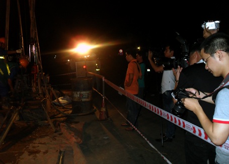 Hà Nội “hạ” mũi khoan địa chất đầu tiên cho dự án đường sắt đô thị - 10