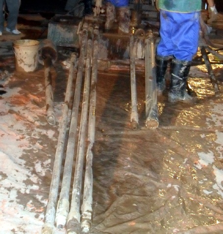 Hà Nội “hạ” mũi khoan địa chất đầu tiên cho dự án đường sắt đô thị - 4