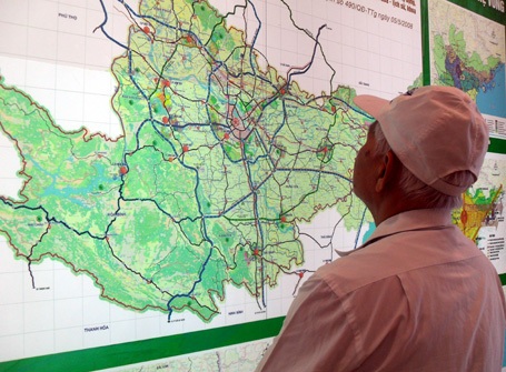 Hàng ngàn người đến xem quy hoạch chung Thủ đô - 5