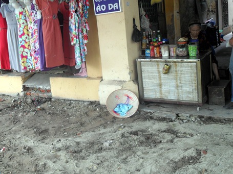 Hà Nội: Vỉa hè lại bị xới tung  - 16