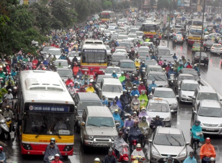 Hà Nội: Xe buýt sẽ đáp ứng 25% nhu cầu đi lại - 2