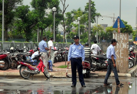 Miễn phí trông giữ xe ở cơ quan Nhà nước - 1