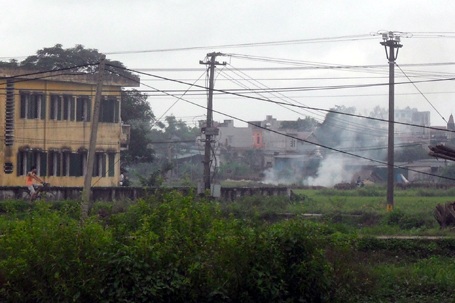 Kinh hoàng cả xã cùng "xây dựng phong trào"...hun khói - 4