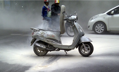 Xăng pha “quá tay” sẽ phá hỏng bình chứa và động cơ xe - 2 Xăng pha “quá tay” sẽ phá hỏng bình chứa và động cơ xe - 2